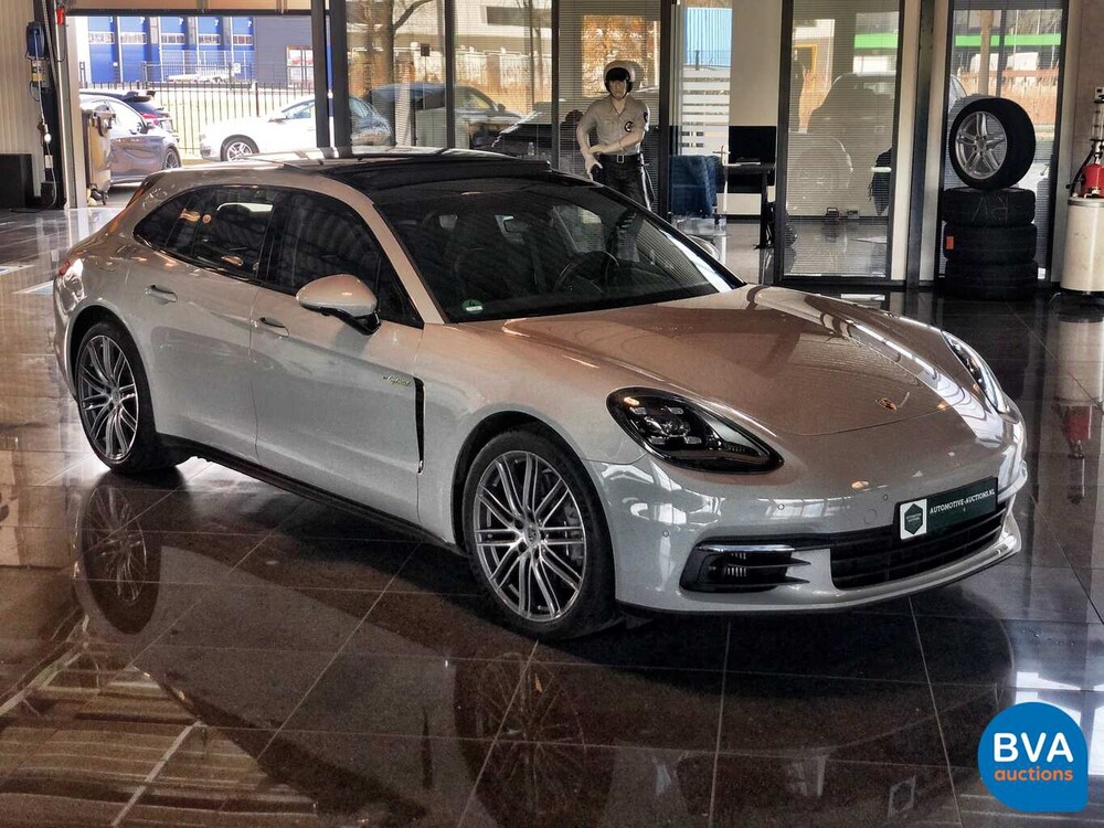 Porsche Panamera 4 E-Hybrid Sport Turismo 462hp SportChrono 2018 NW-Model.