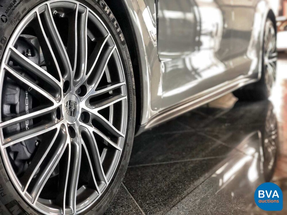 Porsche Panamera 4 E-Hybrid Sport Turismo 462hp SportChrono 2018 NW-Model.