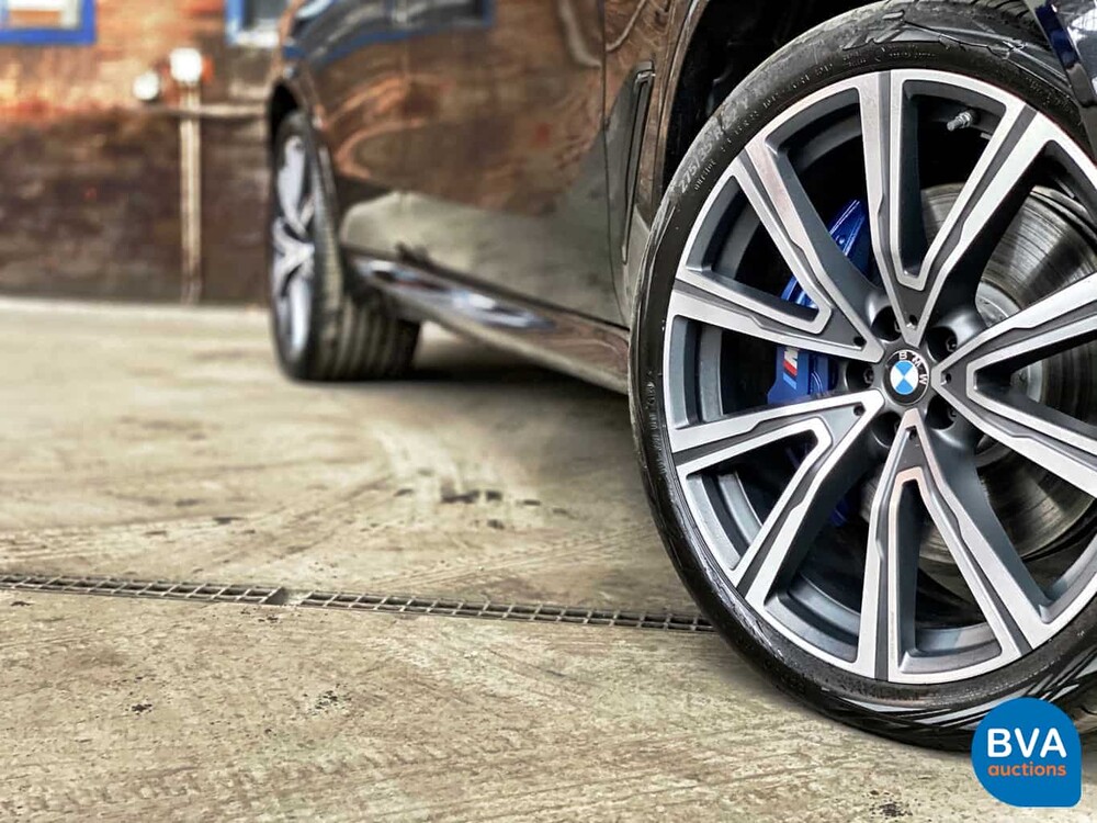 BMW X5 45e xDrive M-Sport 394pk -Nieuwe Auto!- 2021, NL-kenteken