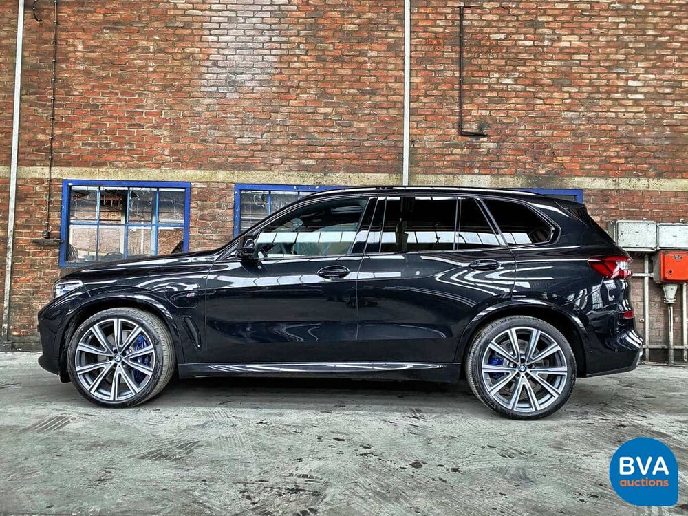 BMW X5 45e xDrive M-Sport 394pk -Nieuwe Auto!- 2021, NL-kenteken