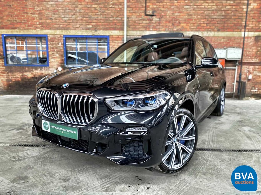 BMW X5 45e xDrive M-Sport 394pk -Nieuwe Auto!- 2021, NL-kenteken