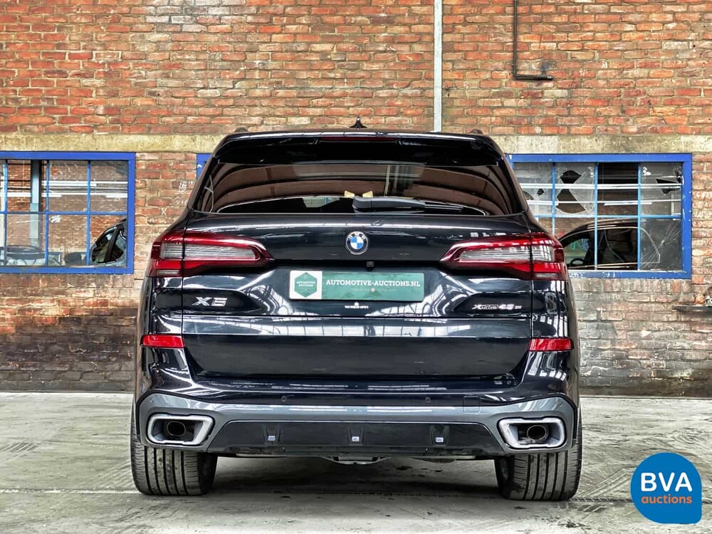 BMW X5 45e xDrive M-Sport 394pk -Nieuwe Auto!- 2021, NL-kenteken