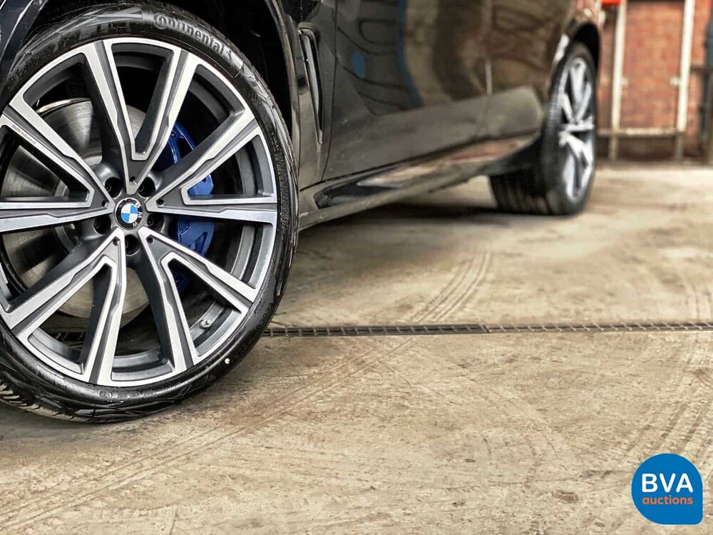 BMW X5 45e xDrive M-Sport 394pk -Nieuwe Auto!- 2021, NL-kenteken
