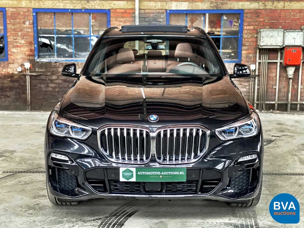 BMW X5 45e xDrive M-Sport 394pk -Nieuwe Auto!- 2021, NL-kenteken