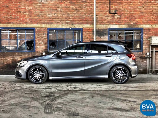 Mercedes-Benz  A180d AMG-Line Night edition 109pk 2017