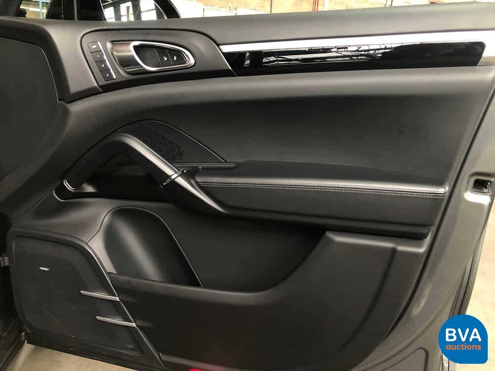 Porsche Cayenne S 4.2D V8 Diesel sport-design 385pk 2016 FACELIFT, KK-119-X