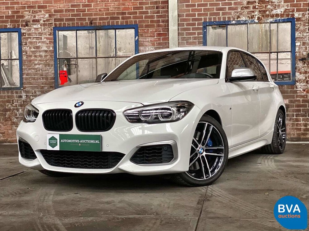 BMW M140i M-Sport High Executive 340pk 2018 1-Serie M-Performance Shadow-Line 5-Deurs