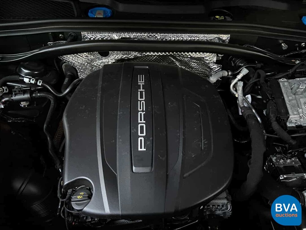 Porsche Macan Model MY2020 Luchtgeveerd 245pk 2019 -GARANTIE-