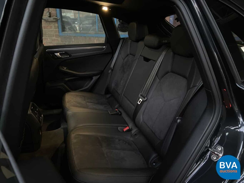 Porsche Macan Model MY2020 Luchtgeveerd 245pk 2019 -GARANTIE-