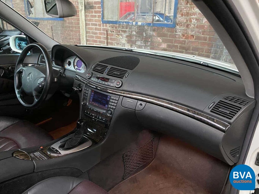 Mercedes-Benz E55 AMG 5.4 V8 476pk E-Klasse 2003 -YOUNGTIMER-