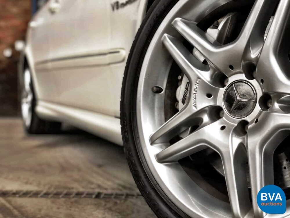 Mercedes-Benz E55 AMG 5.4 V8 476pk E-Klasse 2003 -YOUNGTIMER-