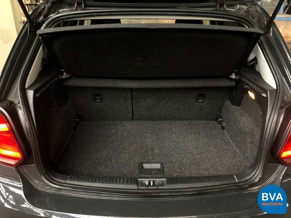 Volkswagen Polo 1.2 Easyline 60pk 2014, K-898-JV