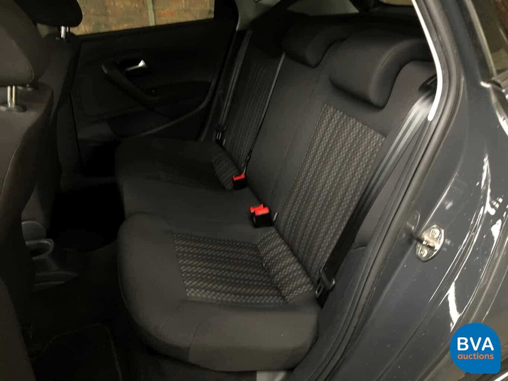 Volkswagen Polo 1.2 Easyline 60pk 2014, K-898-JV