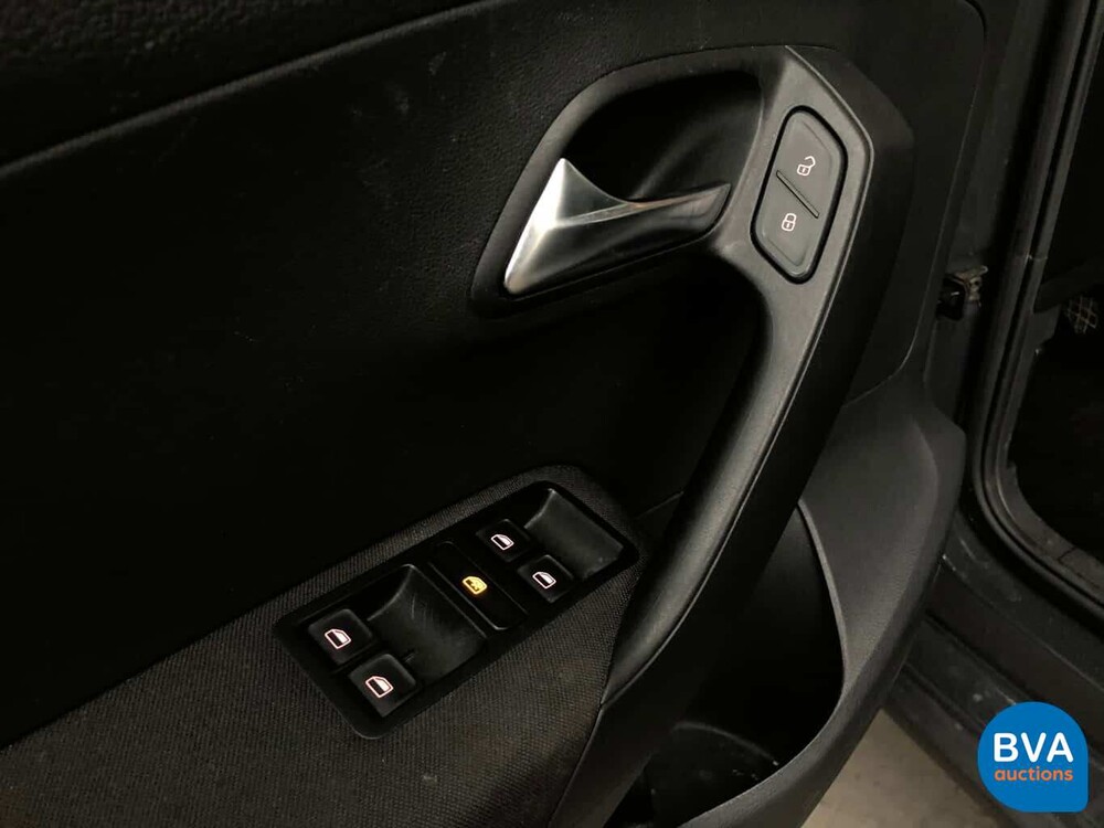 Volkswagen Polo 1.2 Easyline 60pk 2014, K-898-JV