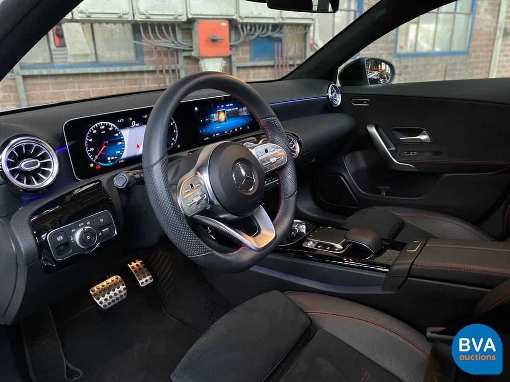Mercedes-Benz A220 AMG 190pk A-Klasse 2019 -GARANTIE-, J-558-LP