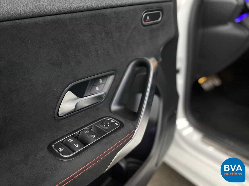 Mercedes-Benz A220 AMG 190pk A-Klasse 2019 -GARANTIE-, J-558-LP