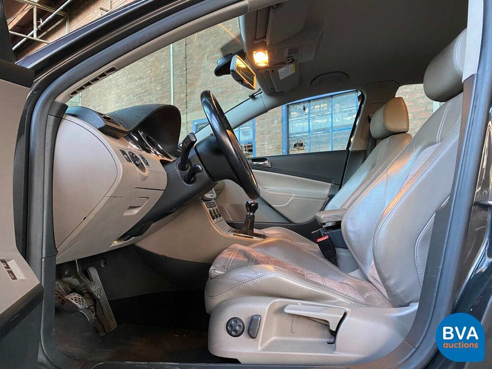 Volkswagen Passat Variant 2.0 FSI Highline 150pk 2006 -Origineel NL-, 79-SL-ZP