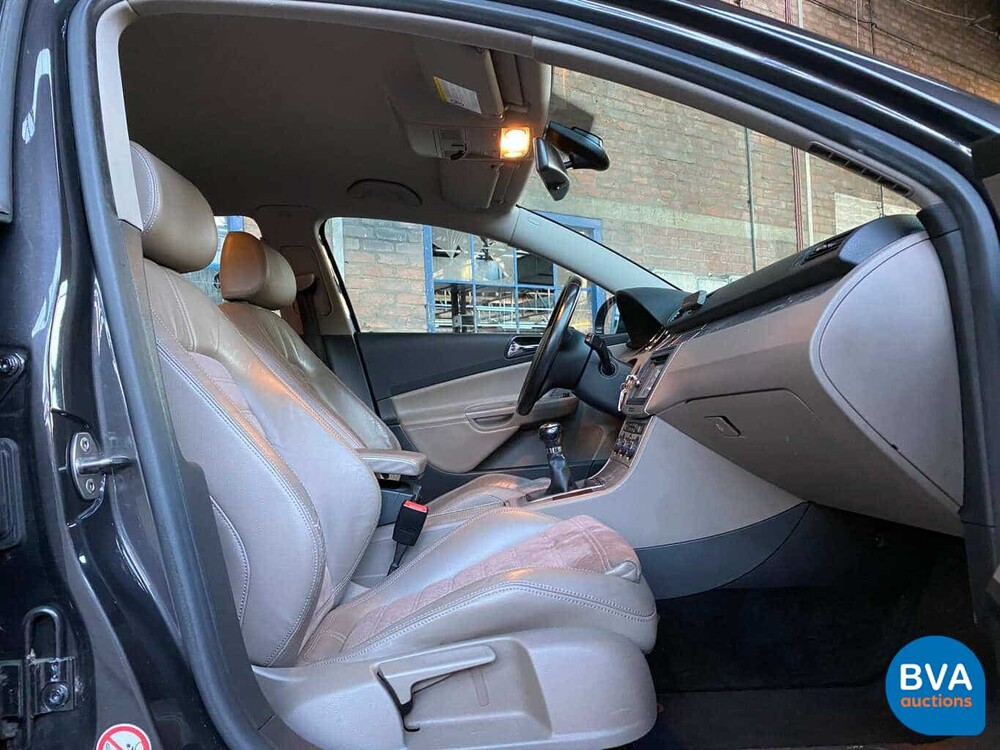 Volkswagen Passat Variant 2.0 FSI Highline 150pk 2006 -Origineel NL-, 79-SL-ZP