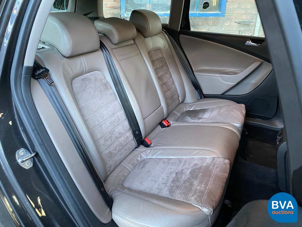 Volkswagen Passat Variant 2.0 FSI Highline 150pk 2006 -Origineel NL-, 79-SL-ZP