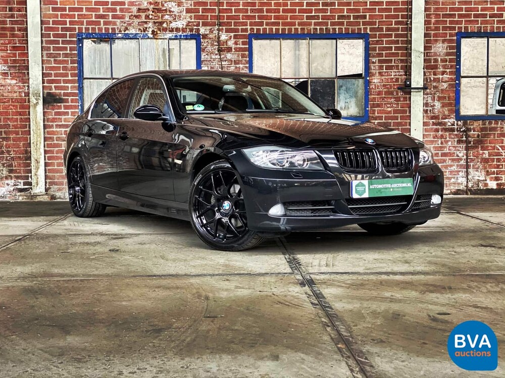 BMW 325xi 3-Serie 218pk 2005, 73-LGJ-5