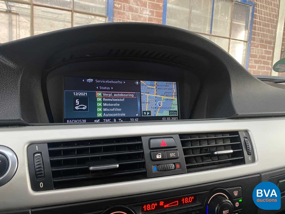 BMW 325xi 3-Serie 218pk 2005, 73-LGJ-5