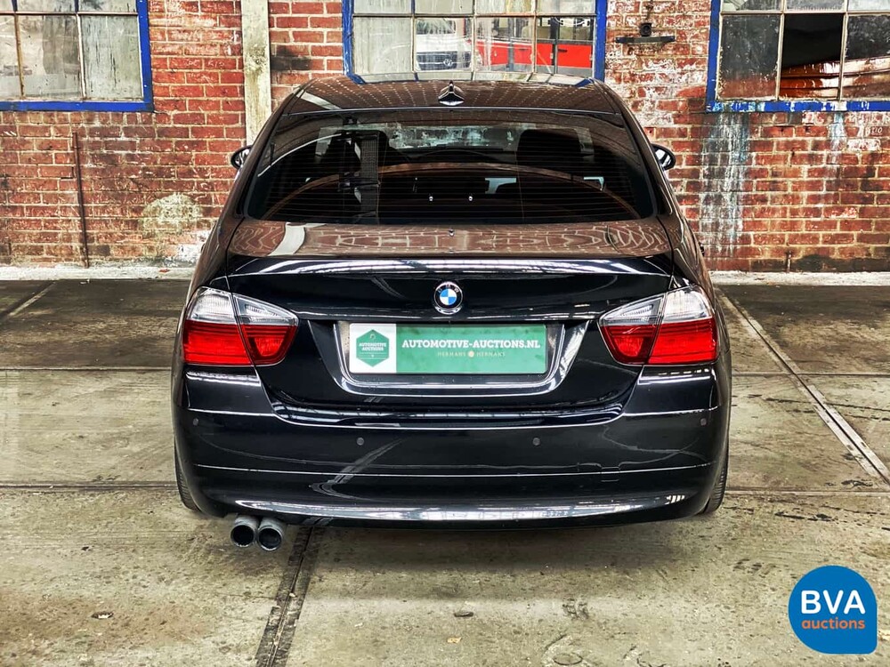 BMW 325xi 3-Serie 218pk 2005, 73-LGJ-5