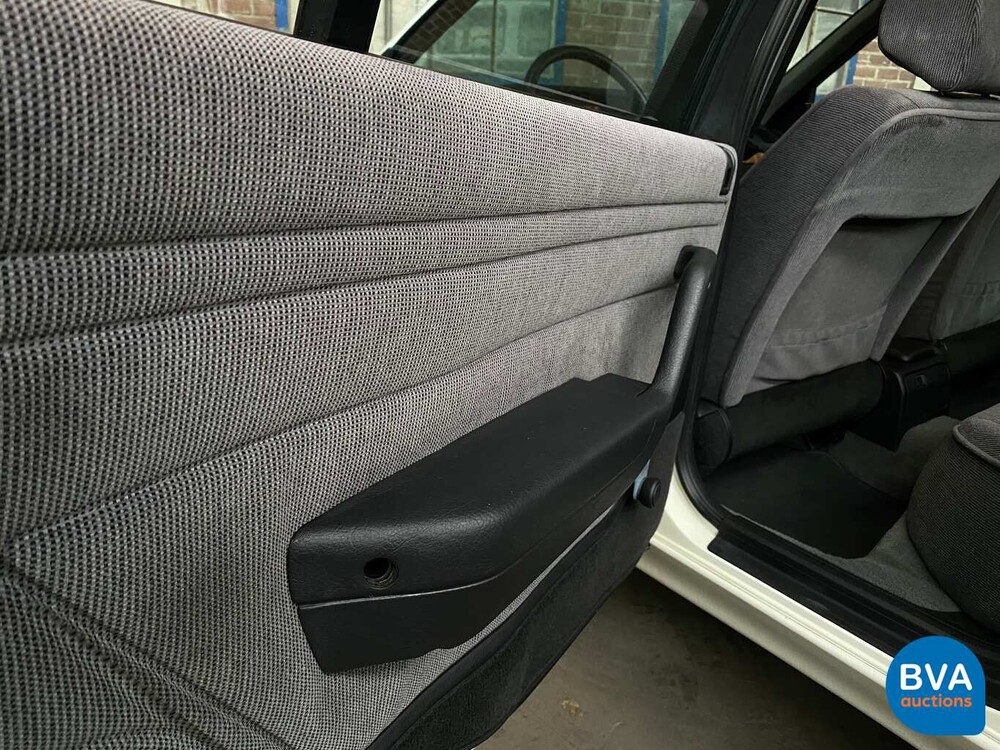 Peugeot 605 SR 3.0 V6 1992, 7-ZPP-79