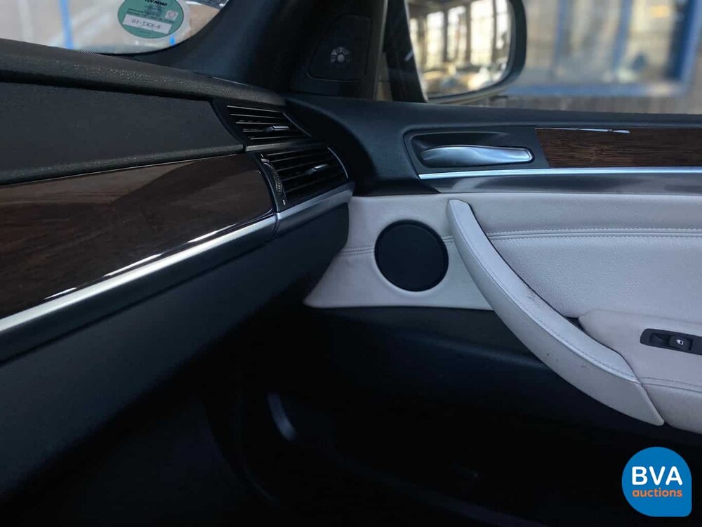 BMW X5 40d xDrive M-Sport 306pk 2010, 8-XXT-10