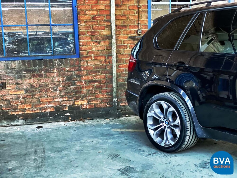 BMW X5 40d xDrive M-Sport 306pk 2010, 8-XXT-10