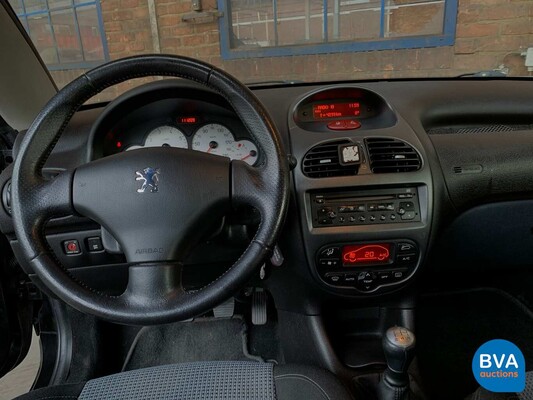 Peugeot 206 CC 1.6 16V 109pk 2006, 6-ZLP-18