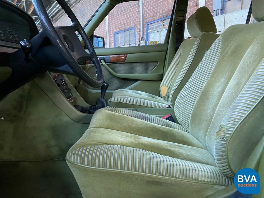 Mercedes-Benz 280SE S-Klasse 1980, 72-ZDV-2