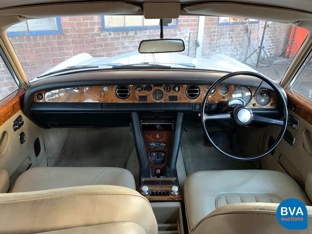 Rolls-Royce Silver Shadow LWB 6.7 V8 1974