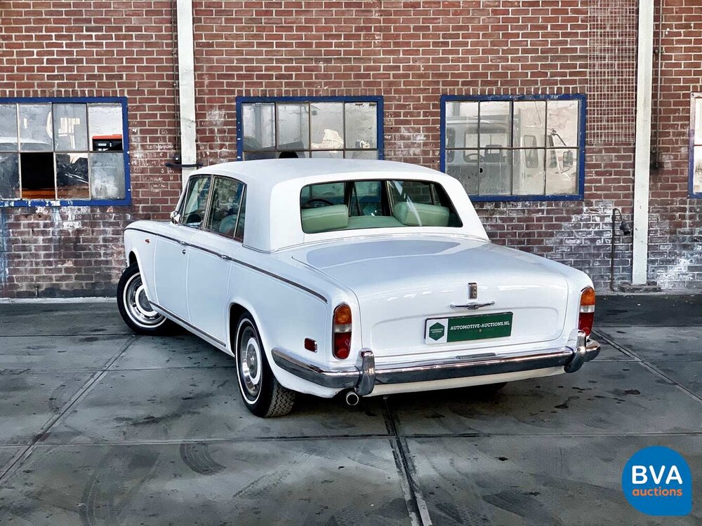 Rolls-Royce Silver Shadow LWB 6.7 V8 1974