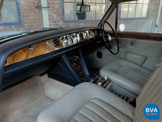 Rolls-Royce Silver Shadow LWB 6.7 V8 1974