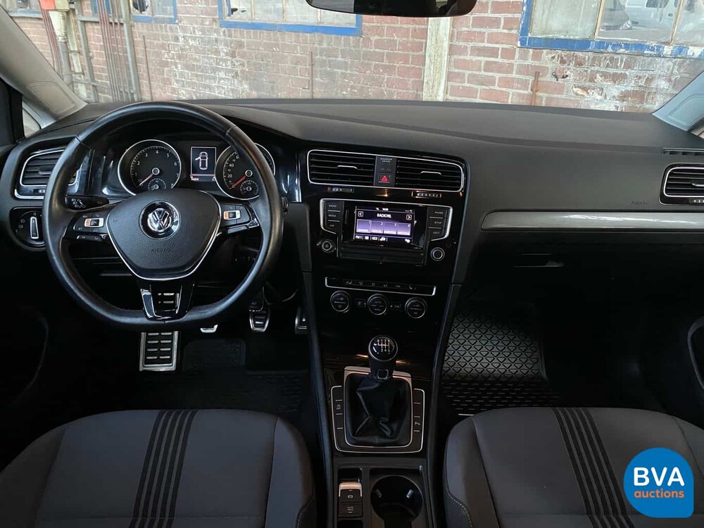 Volkswagen Golf 1.2 TSI Allstar 116pk 2016, K-104-TS