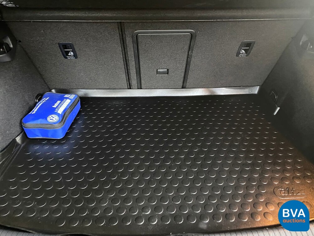 Volkswagen Golf 1.2 TSI Allstar 116pk 2016, K-104-TS