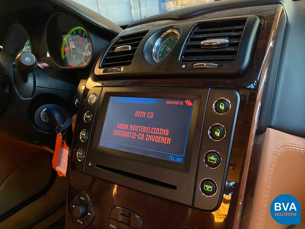 Maserati Quattroporte 4.2 V8 DuoSelect 401pk 2004, 88-TK-SR