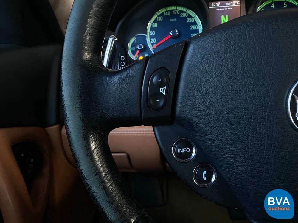 Maserati Quattroporte 4.2 V8 DuoSelect 401pk 2004, 88-TK-SR