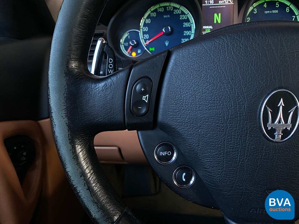 Maserati Quattroporte 4.2 V8 DuoSelect 401pk 2004, 88-TK-SR