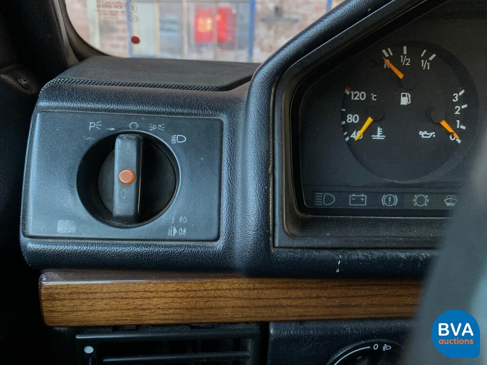 Mercedes-Benz 300GD 113pk G-Klasse Kort 1990, 39-VV-VB