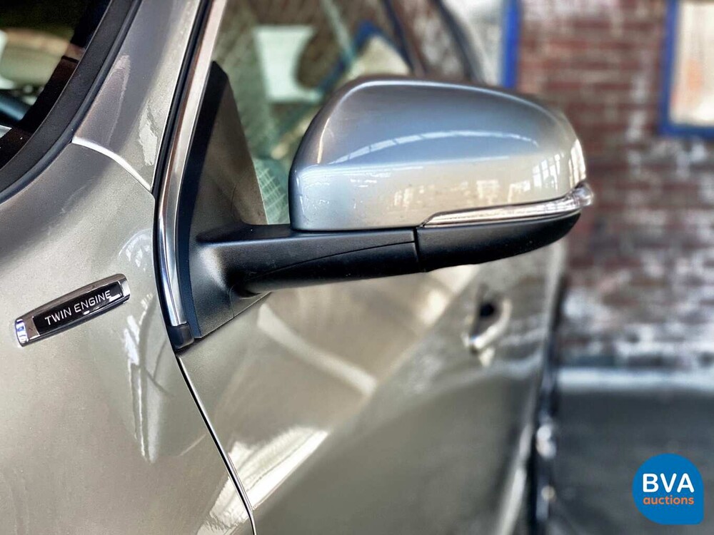 Volvo V60 2.4 D6 Twin Engine Summum 285pk 2015 -Org. NL-, HS-700-B