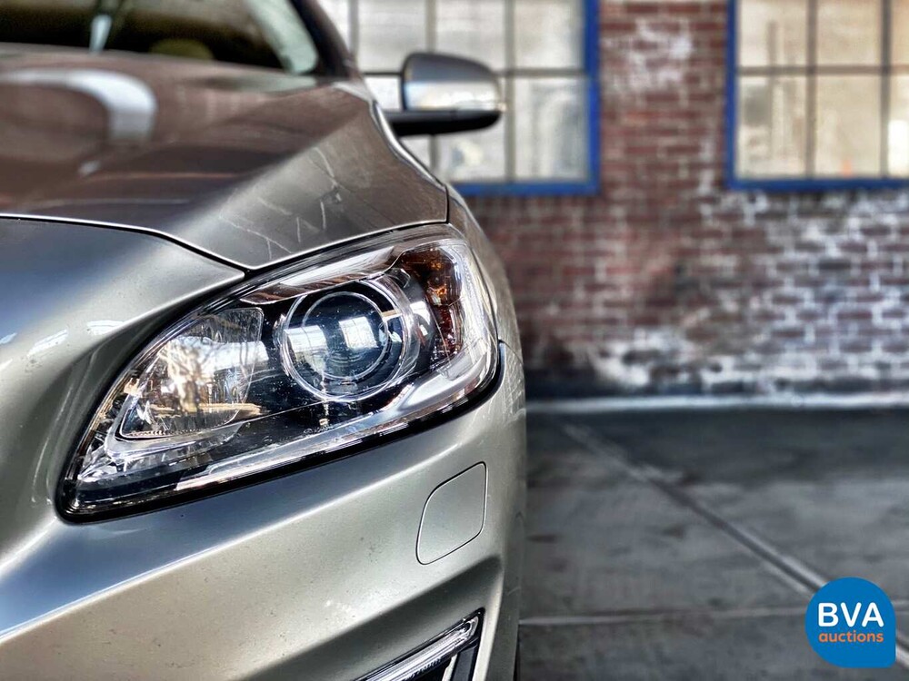 Volvo V60 2.4 D6 Twin Engine Summum 285pk 2015 -Org. NL-, HS-700-B