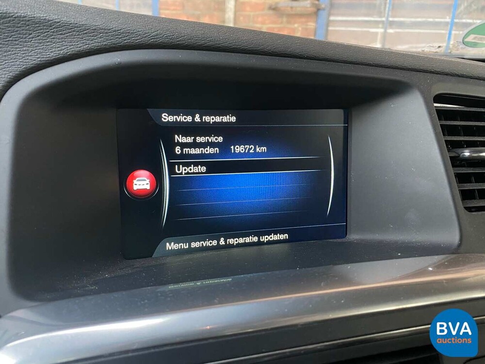 Volvo V60 2.4 D6 Twin Engine Summum 285pk 2015 -Org. NL-, HS-700-B