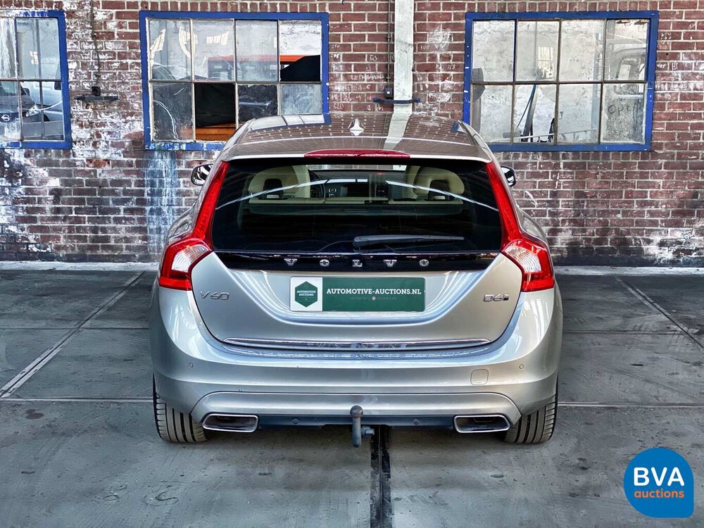 Volvo V60 2.4 D6 Twin Engine Summum 285pk 2015 -Org. NL-, HS-700-B