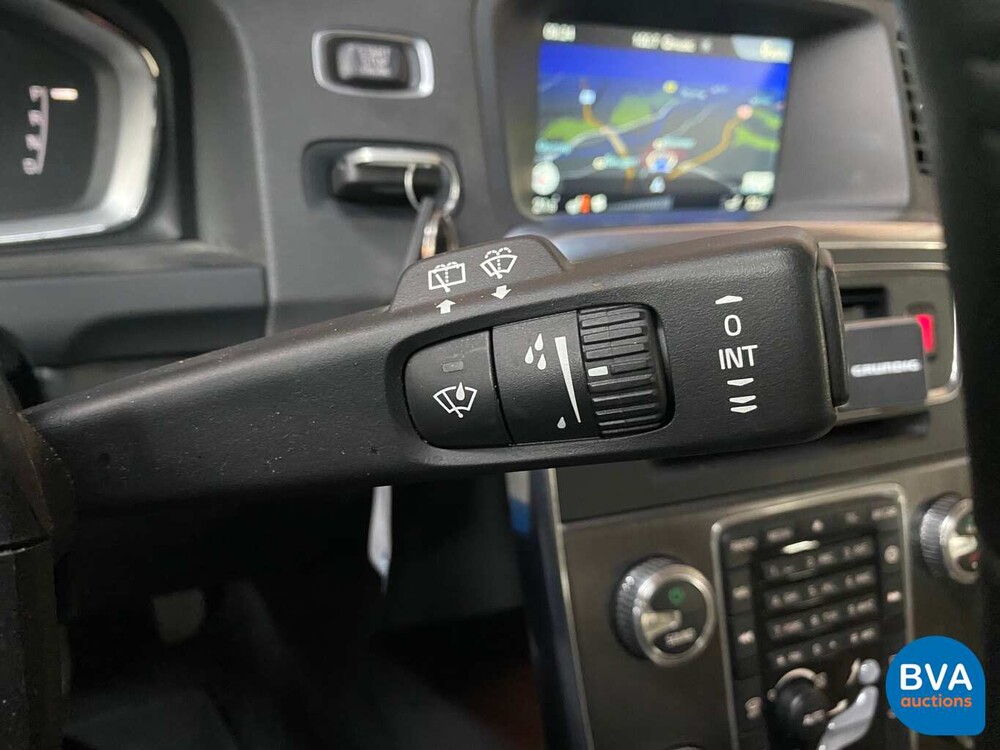 Volvo V60 2.4 D6 Twin Engine Summum 285pk 2015 -Org. NL-, HS-700-B