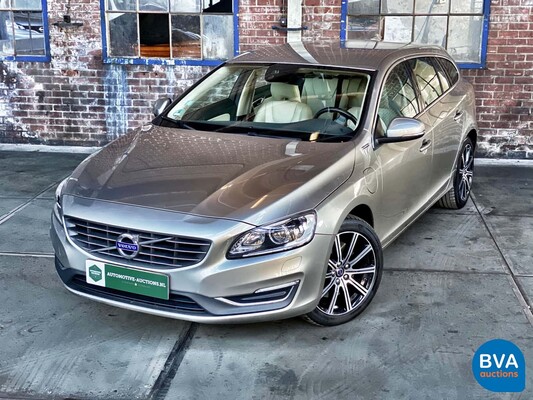 Volvo V60 2.4 D6 Twin Engine Summum 285pk 2015 -Org. NL-, HS-700-B