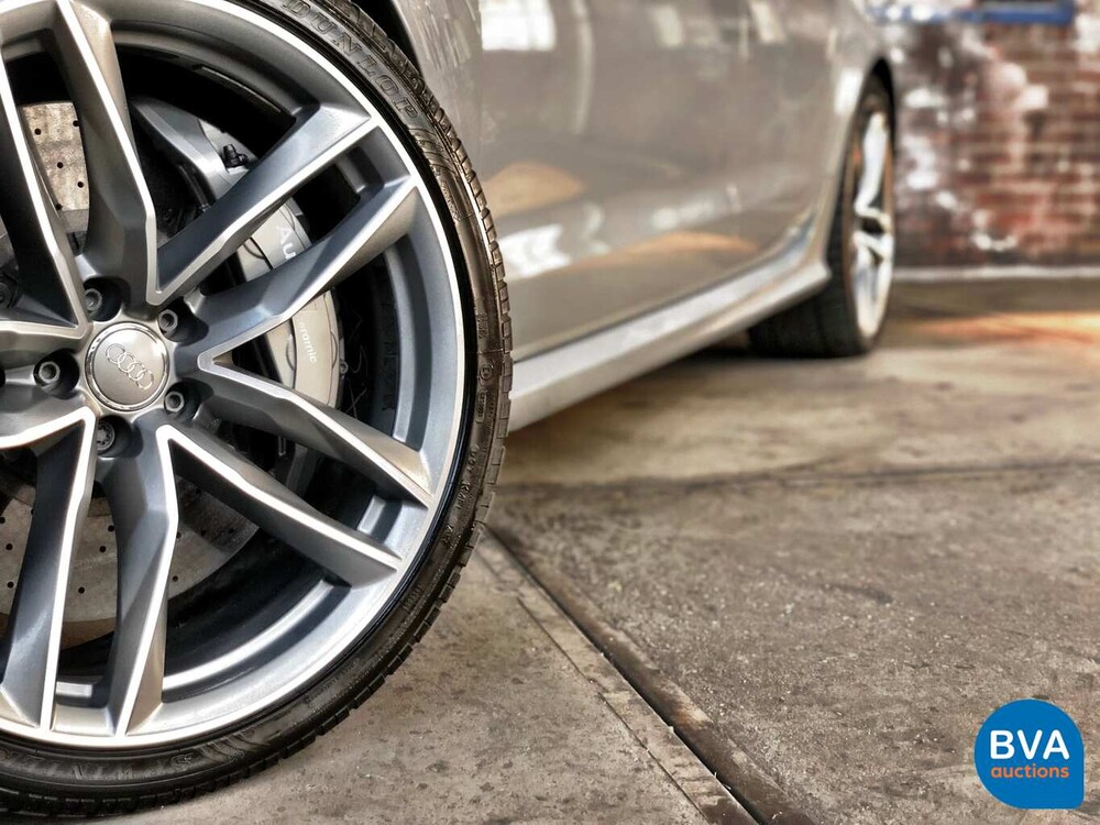 Audi RS6 Avant Quattro 4.0 TFSI 560pk 2013, RV-683-K