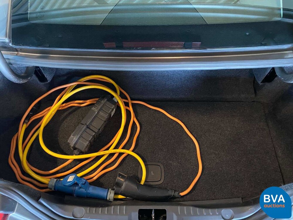 Fisker Karma EcoChic 408pk 2013, -Origineel NL-, 73-ZVL-6