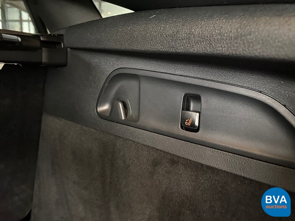 Mercedes-Benz GLC350d Coupé 4Matic 258hp 2017 -Org. NL-, ND-939-K.