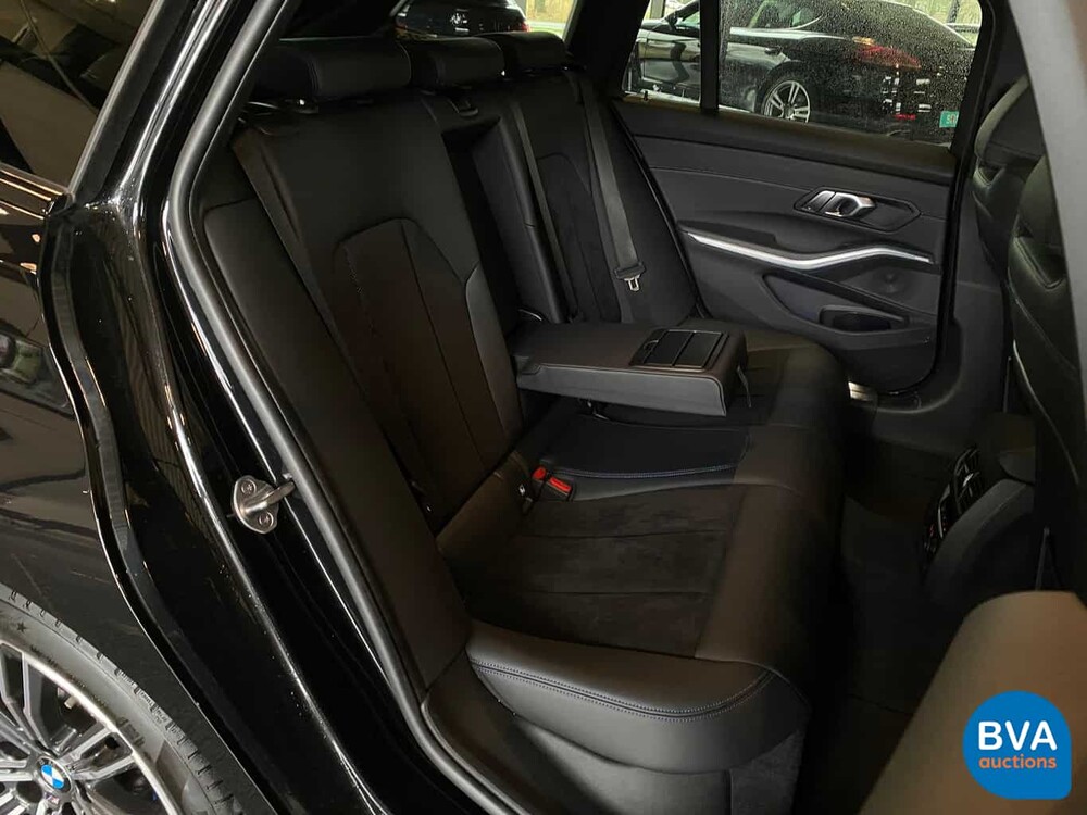 BMW 330i Touring M-Sport 258pk -GARANTIE- 3-Serie 2019, G-252-JK